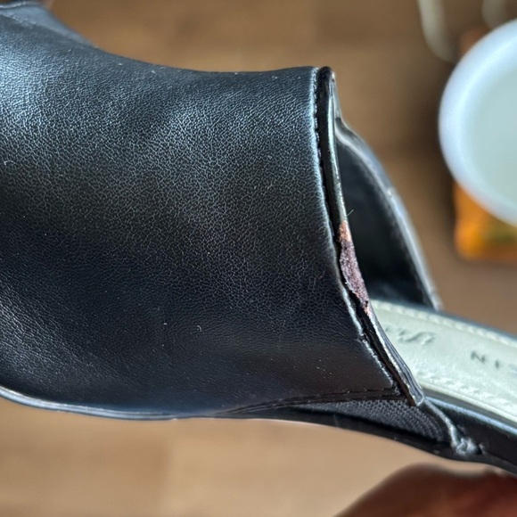 Ann Klein Ohno Black Open Toe Heeled Mules Size 7 Wide Strap Heeled Sandals - Picture 14 of 14